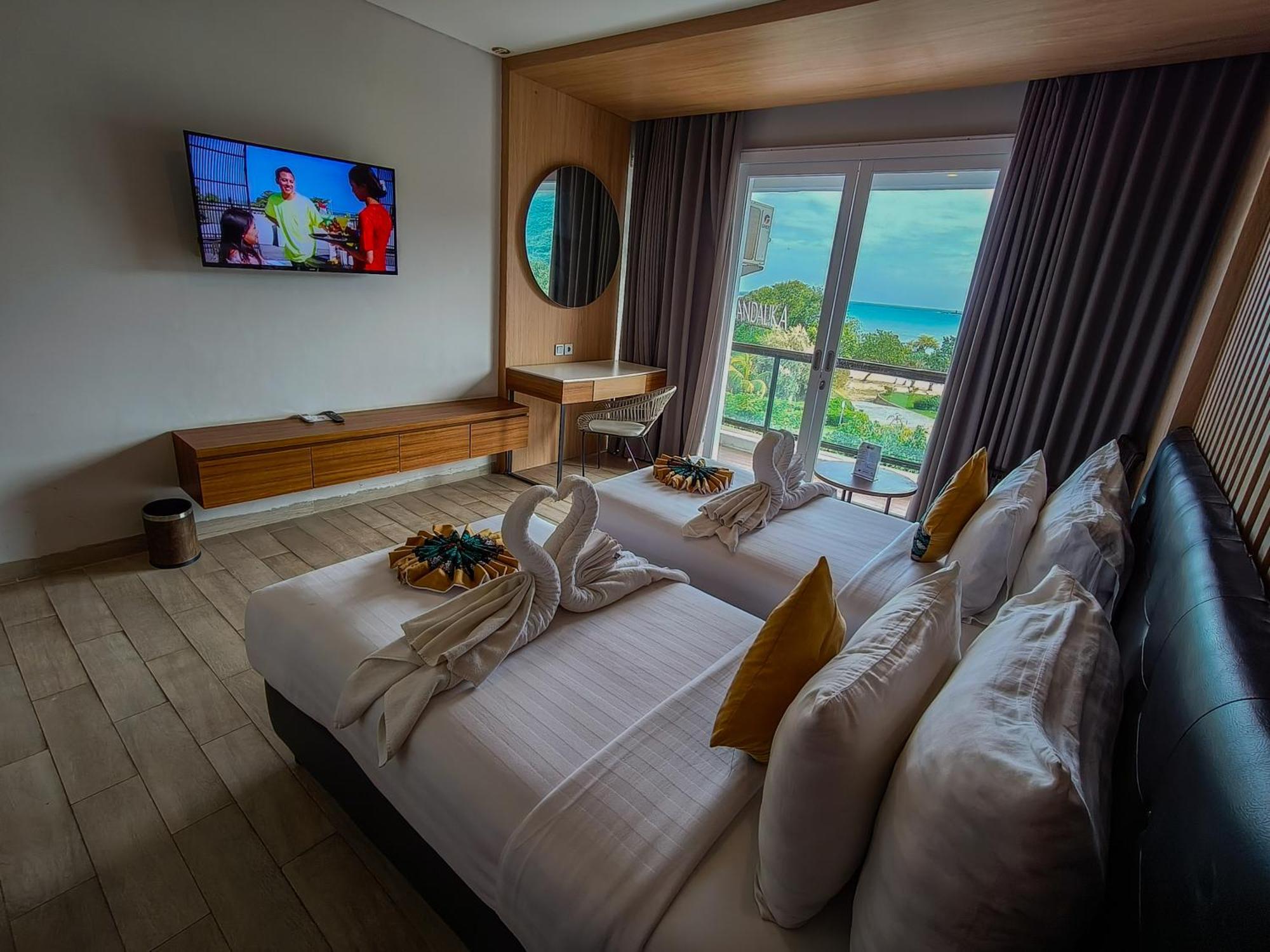 Raja Hotel Kuta Mandalika Resort & Convention Eksteriør billede