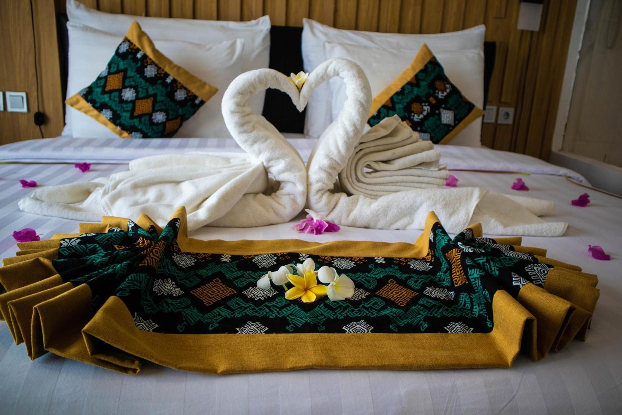 Raja Hotel Kuta Mandalika Resort & Convention Eksteriør billede