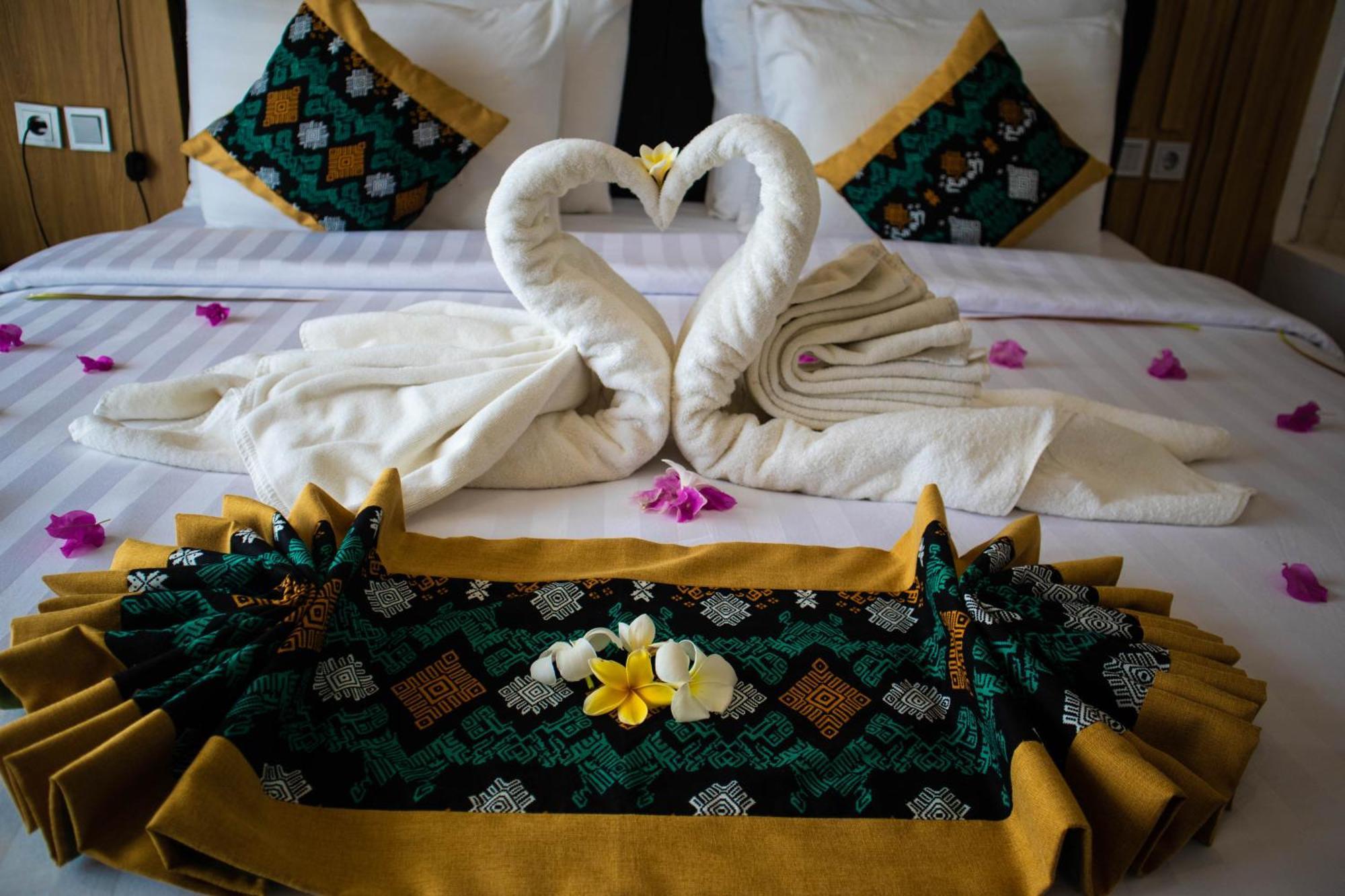 Raja Hotel Kuta Mandalika Resort & Convention Eksteriør billede