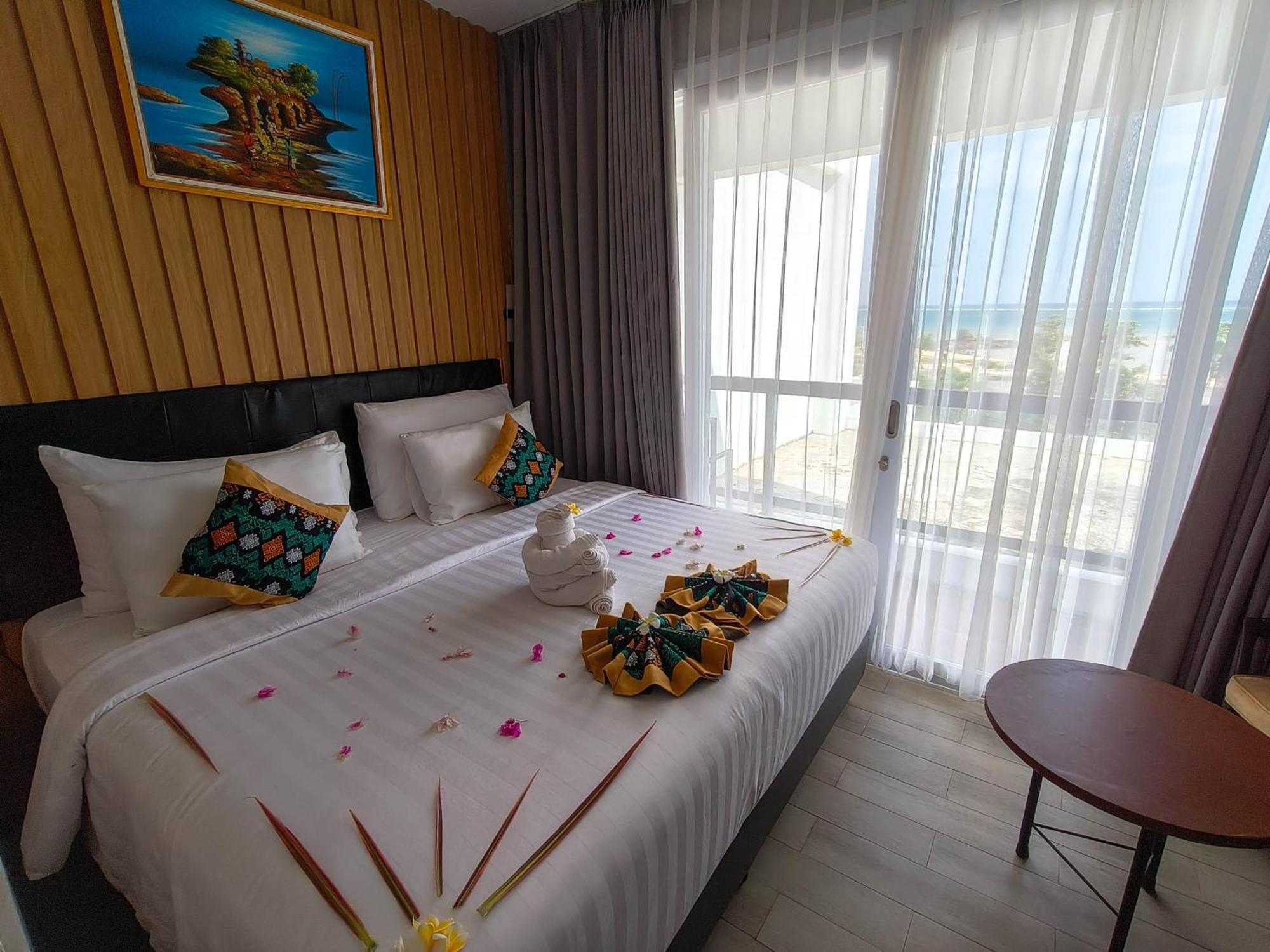 Raja Hotel Kuta Mandalika Resort & Convention Eksteriør billede