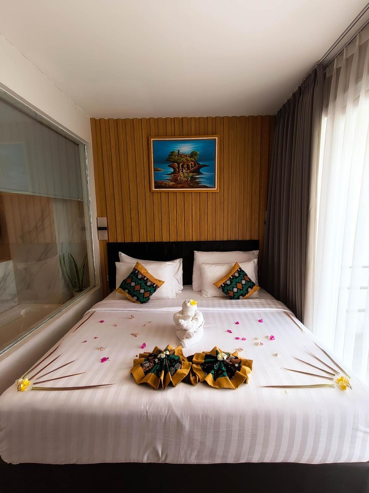 Raja Hotel Kuta Mandalika Resort & Convention Eksteriør billede