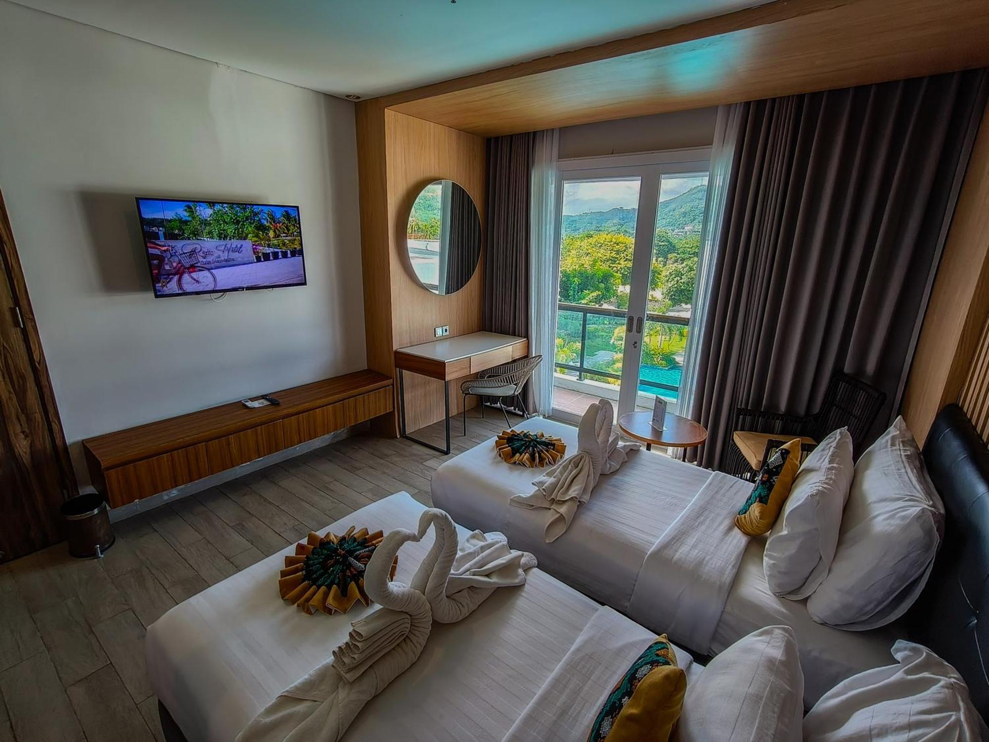 Raja Hotel Kuta Mandalika Resort & Convention Eksteriør billede